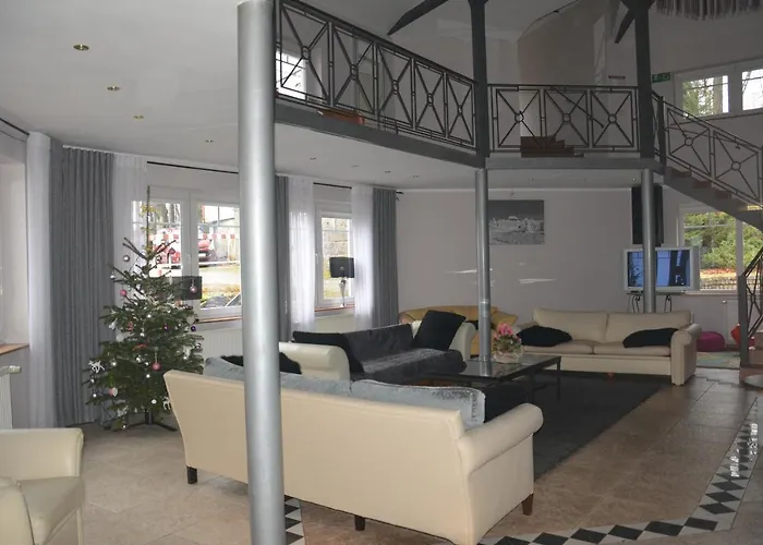 Guest house Orla Skala 3*